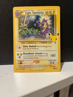 Light Toxtricity SWSH137 SWSH: Sword & Shield Promo Cards Holo - Image 2