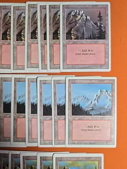 1994 MAGIC THE GATHERING REVISED MOUNTAIN LAND LOT (52 CARD) LIGHT ▶ HEAVY PLAY - Image 5