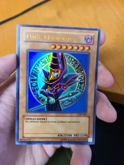 Yugioh Dark Magician LOB-005 Ultra Rare - Image 1