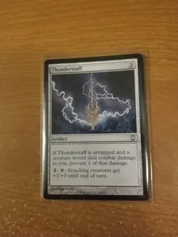 MAGIC THE GATHERING UNCOMMON DARKSTEEL THUNDERSTAFF LIGHTLY PLAYED - Image 1