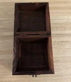 Lockable Wooden Deck Box for MTG Magic EDH Commander Yugioh Pokemon - Image 2