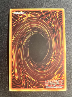 Yu-Gi-Oh Dark Magician SDY-E005 1st Edition Ultra Rare - Image 2