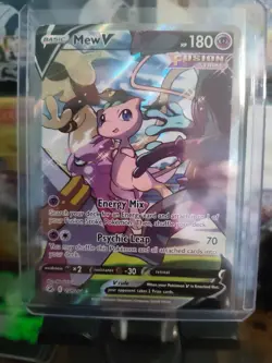 Pokemon TCG Fusion Strike Holo Mew v Alt Art Ultra Rare Card 251/264 - Image 1