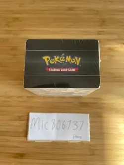 Pokemon Vivid Voltage Build And Battle Box - BRAND NEW & SEALED - Image 3