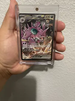 Pokemon TCG Destined Rivals Team Rockets Nidoking EX Card 233/182 Rare - Image 1