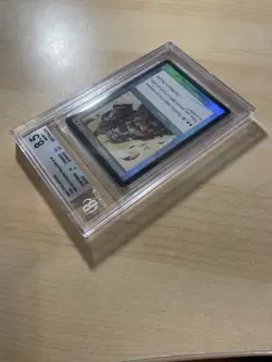 BGS 8.5 Southern Paladin 7th Edition Foil - Image 5