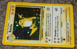 POKEMON RAICHU HOLOGRAPHIC CARD 16/130 BASE SET 2 2000 - Image 2