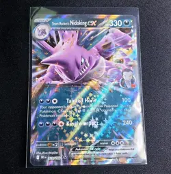 Pokemon TCG - 2025: Team Rocket's Nidoking ex 119/182 Sv10: Destined Rivals Holo - Image 1