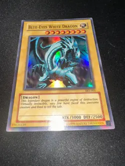 Yu-Gi-Oh! BLUE EYES WHITE DRAGON SKE-001 Super Rare UNLIMITED YuGiOh Card - VLP - Image 4