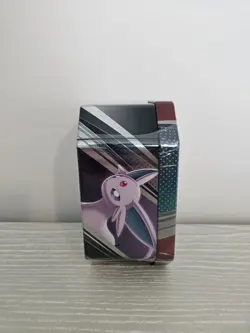 Pokemon TCG: V Heroes Tin - Umbreon V BRAND *NEW & FACTORY SEALED* - Image 4