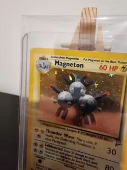 Pokemon TCG Magneton Base Set 2 9/130 Holo Unlimited Holo Rare - Image 2