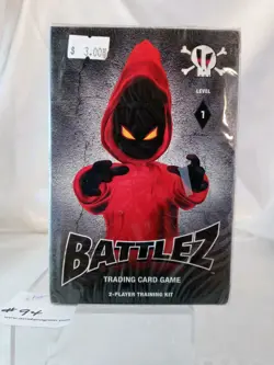 BATTLEZ TRADING CARD GAME 2 PLAYERS TRAINING KIT LEAVEL1 LIMITTED EDITION - Image 1