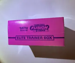 Pokemon TCG: Sword & Shield Fusion Strike ETB Elite Trainer Box Sealed - Image 3