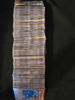 Yu-Gi-Oh bulk lot 1lb Mixed Conditions - Image 1