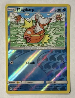 2019 Pokemon TCG Magikarp 15/68 Hidden Fates Reverse Holo Ungraded - Image 1