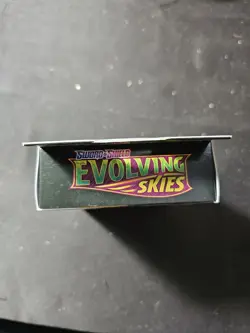 Pokemon TCG Sword & Shield Evolving Skies 3 Booster Pack Hanger Box - Sealed - Image 5