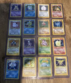 Base Set 102/102 1999 100% Complete Vintage Pokemon Master/ Red Dot Error Card - Image 4