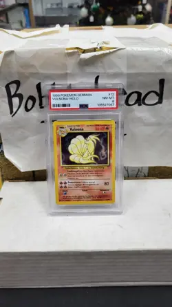 1999 VULNONA NINETALES HOLO FOIL GERMAN BASE SET POKEMON TCG PSA 8 #12/102 - Image 1