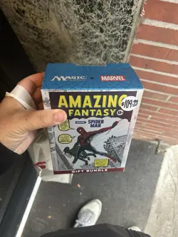 Solo Magic the Gathering MtG Marvel Spider-Man Gift Bundle - Image 2