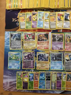 Vintage Pokemon Card Lot Holo Etc MP-Damaged Charizard Tyranitar Fire 685+ - Image 3