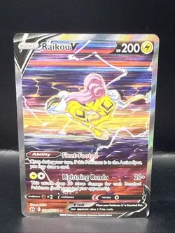 Pokemon TCG Crown Zenith Galarian Gallery Ultra Rare Raikou v GG41/GG70 - Image 2