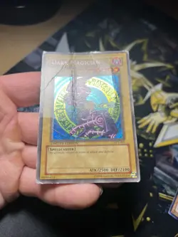 Vintage Yugioh Card Holo Collection 9 Cards #2 Dark Magician Lot - Image 5