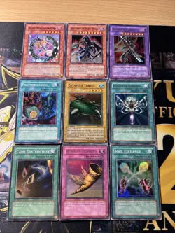 Vintage Yugioh Card Holo Collection 9 Cards #80 YUGI LOT - Image 1