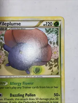 Pokemon TCG - Vileplume - 24/90 - Rare - HGSS: Undaunted [Near Mint] - Image 3