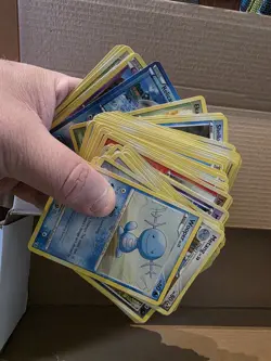 Bulk Lot of 250+ Vintage Pokemon Cards Rabging From 1999-2009. - Image 3