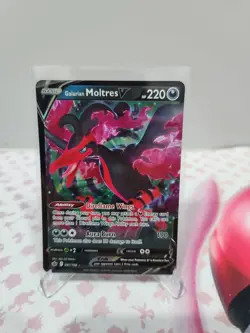 Pokemon TCG - Galarian Moltres V 097/198 - Chilling Reign - Double Rare - NM/M - Image 1