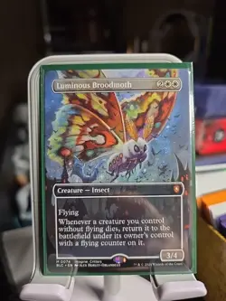 Luminous Broodmoth (Borderless) Commander: Bloomburrow Regular - Image 1