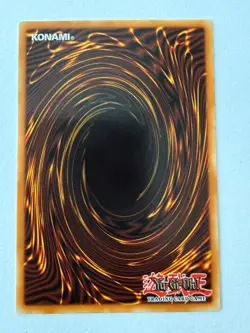 Yugioh Dark Magician Girl LDS3-EN082 (Blue) Ultra Rare 1st Edition NM - Image 2