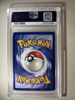 1999 POKEMON FOSSIL #4 DRAGONITE-HOLO PSA 8 Must See💥 - Image 2