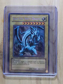 Yugioh Blue-Eyes White Dragon FL1-EN001 Secret Rare Limited Edition - Image 1