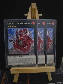 Steamed Sabersaurus ×3 - 1st Edition - Common - ALIN-EN050 - Yu-Gi-Oh! - Image 1