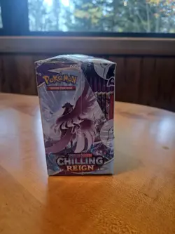 Pokemon TCG Sword & Shield - Chilling Reign Booster Display Box 820650818462 - Image 4