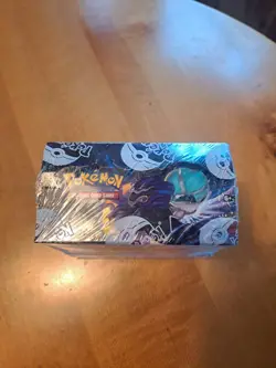 Pokemon TCG Sword & Shield - Chilling Reign Booster Display Box 820650818462 - Image 5
