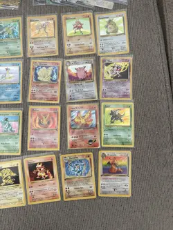 Pokemon Lot Of 39 Cards Mostly Holo Base Set, Jungle, Fossil. Some Full Arts - Image 2