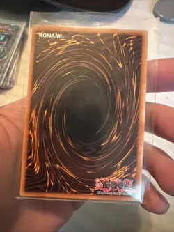 YuGiOh - Polymerization (Alt Art) RA03-EN051 - Prismatic Ultimate Rare - Image 3
