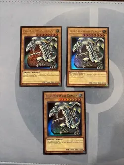 Blue-Eyes White Dragon LCKC-EN001 (Version 4) DB2 Yugioh Alt Art Ultra Rare Mint - Image 1