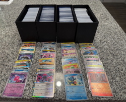 Pokemon Holos/Reverse Holos lot - 2250 cards~ Mostly modern - Image 1