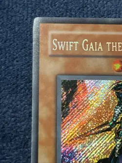 2004 Swift Gaia the Fierce Knight CT1-EN004 Collectors Tin Vintage Yugioh - Image 2