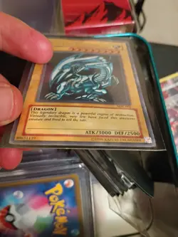 Yu-Gi-Oh! TCG Blue-Eyes White Dragon Kaiba SDK-001 Ultra Rare Card - Image 2