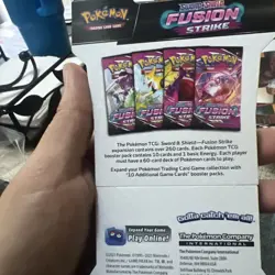 Pokemon TCG Sword & Shield 08 Fusion Strike Sleeved Booster Pack 820650809170 - Image 2