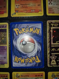 **Pokemon TCG Pikachu 86/110 Legendary Collection Reverse Holo LP-/MP - Image 3