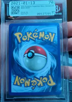 Expedition Base Set Charizard Holo Pokemon Card Holo BGS 9 - Image 2