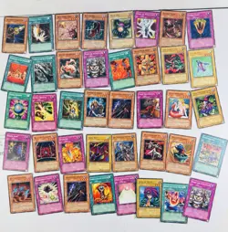 Vintage 1996 Yu-Gi-Oh 200+ card lot Commons ETC - Image 2
