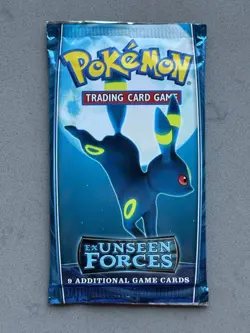 2005 Pokemon EX UNSEEN FORCES Factory Sealed Booster Pack English - Umbreon Art - Image 1