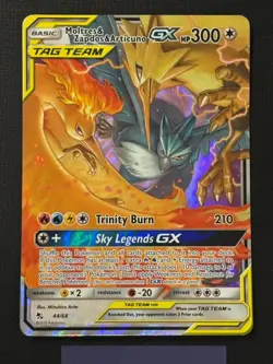 2019 POKEMON HIDDEN FATES MOLTRES & ZAPDOS & ARTICUNO TAG TEAM GX 44/68 - Image 1