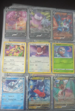 Lot of 1,000 Pokemon Cards Modern Holos/Reverse Holos Rares Uncomm/Comm & more - Image 5